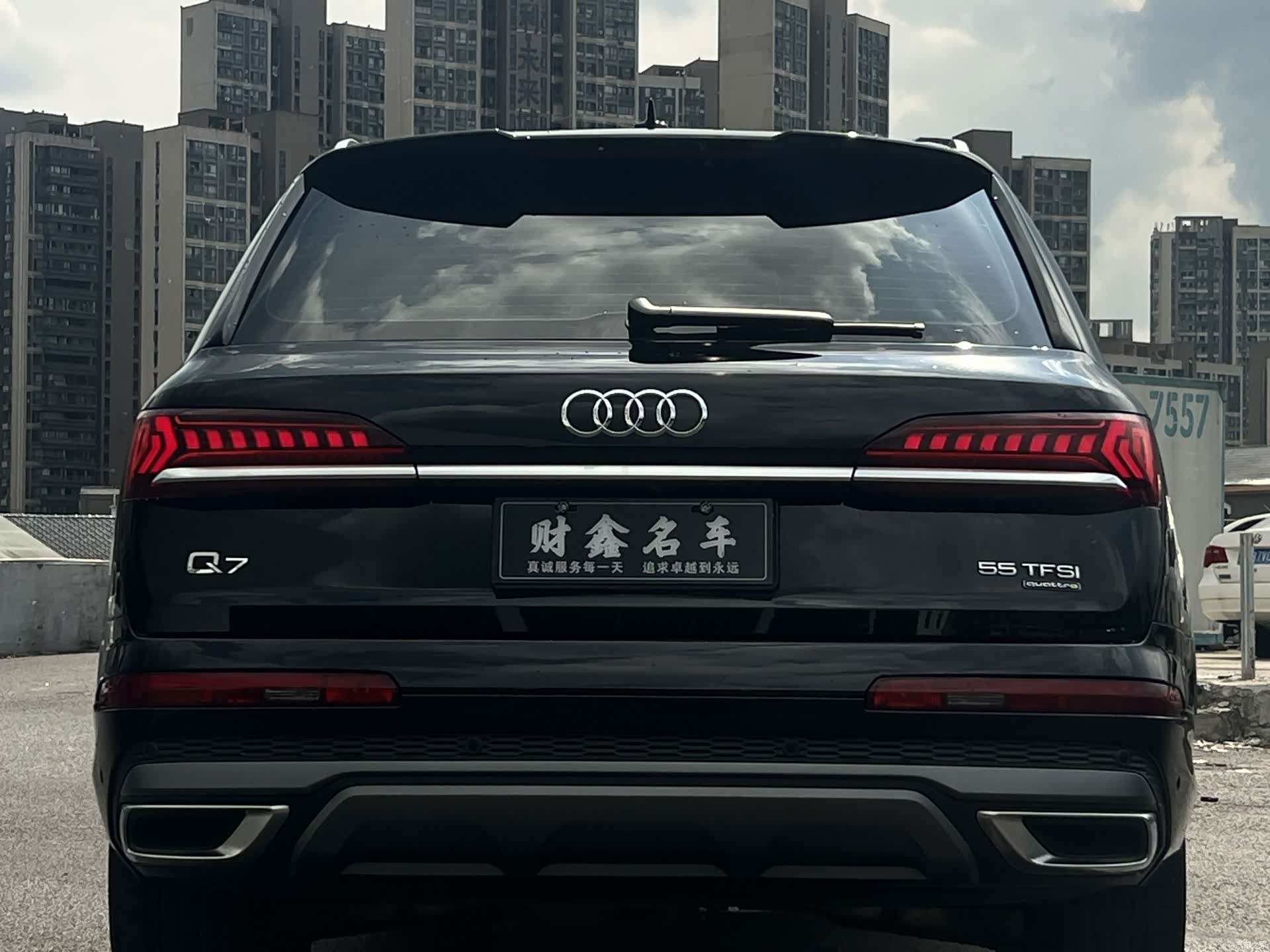 Audi Q7, 2023 10