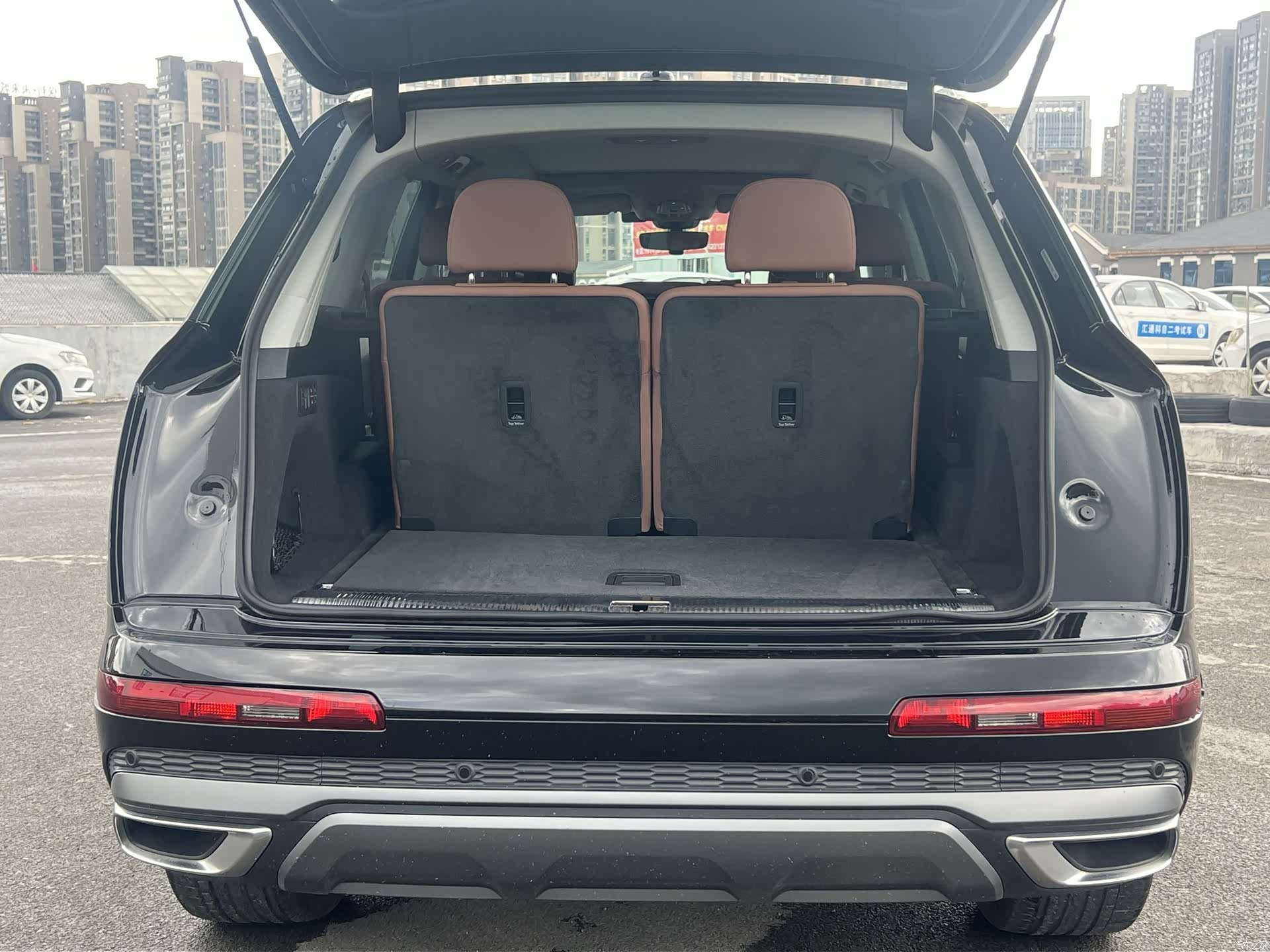 Audi Q7, 2023 13