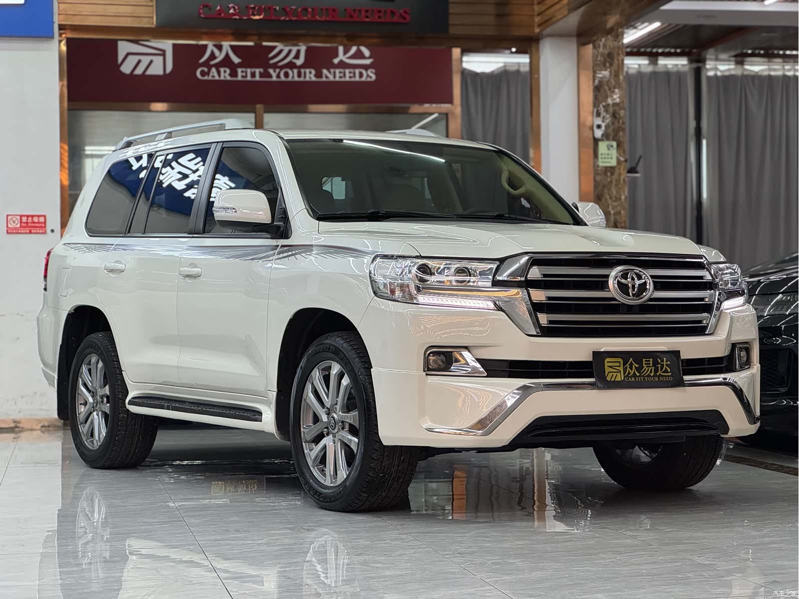 Toyota Land Cruiser, 2017 все фото