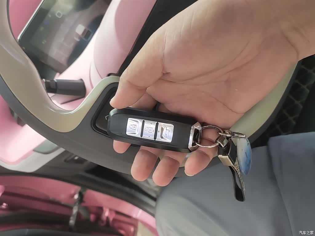Wuling E200, 2019 9