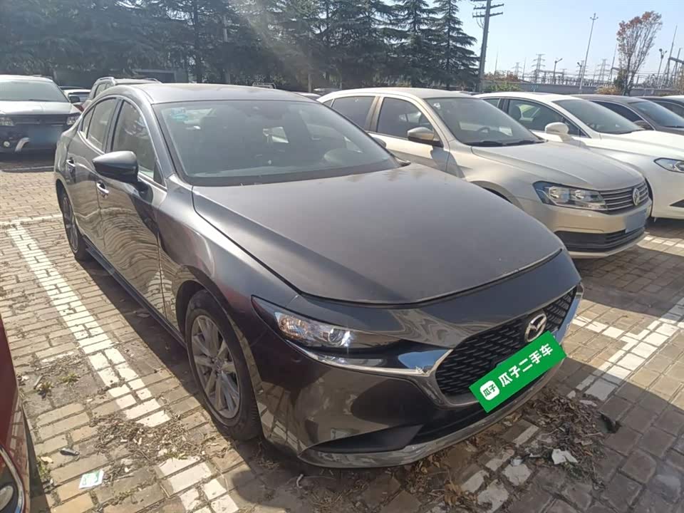 Mazda 3 Angkesaila