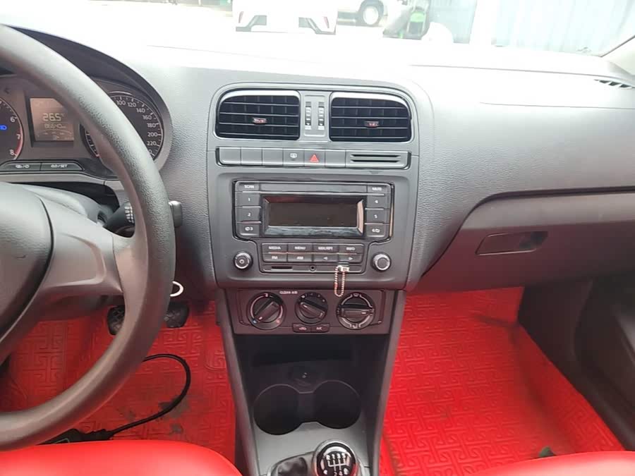 Volkswagen Polo 2017, фото 13