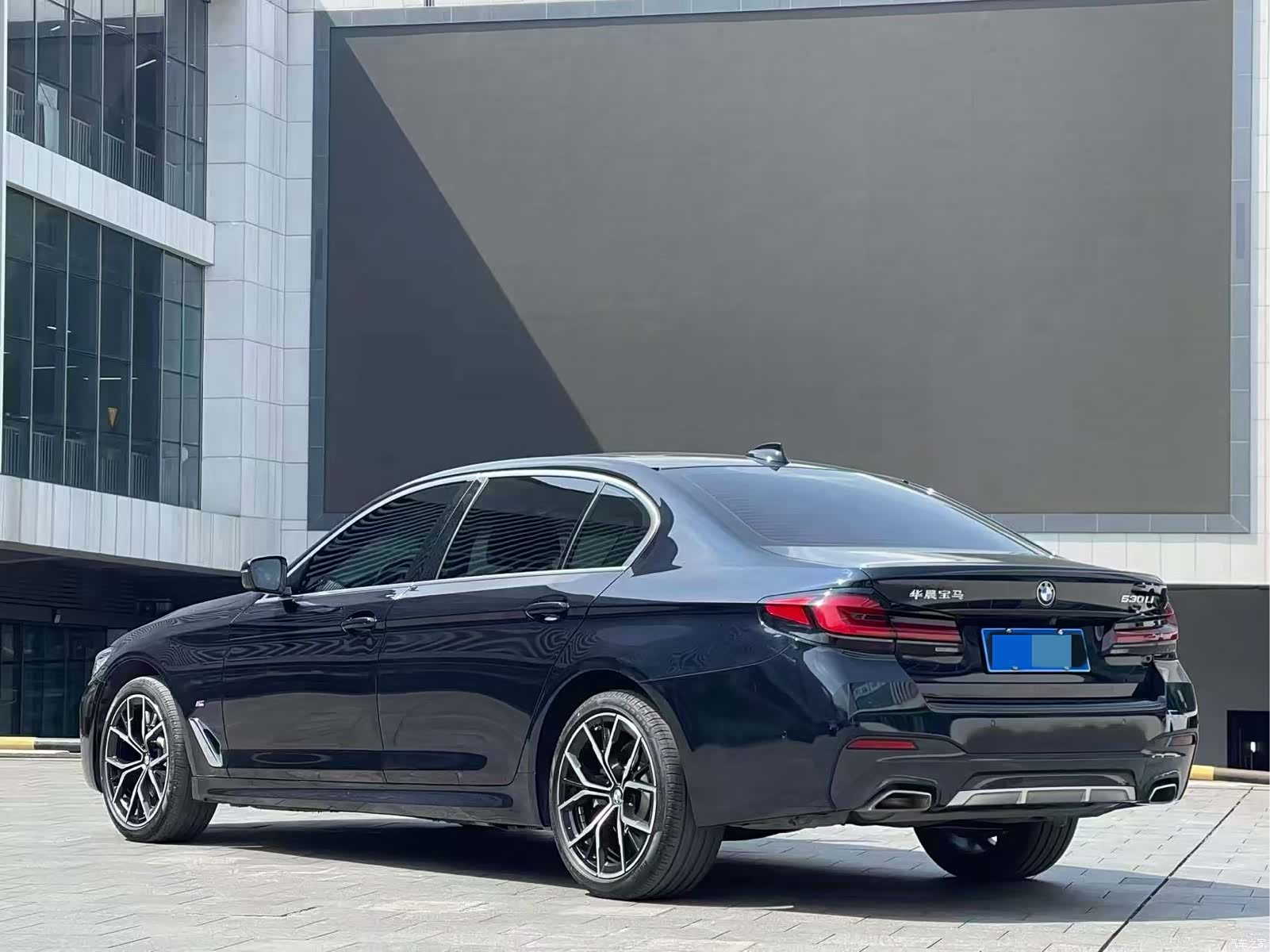 BMW 5 Series, 2022 9
