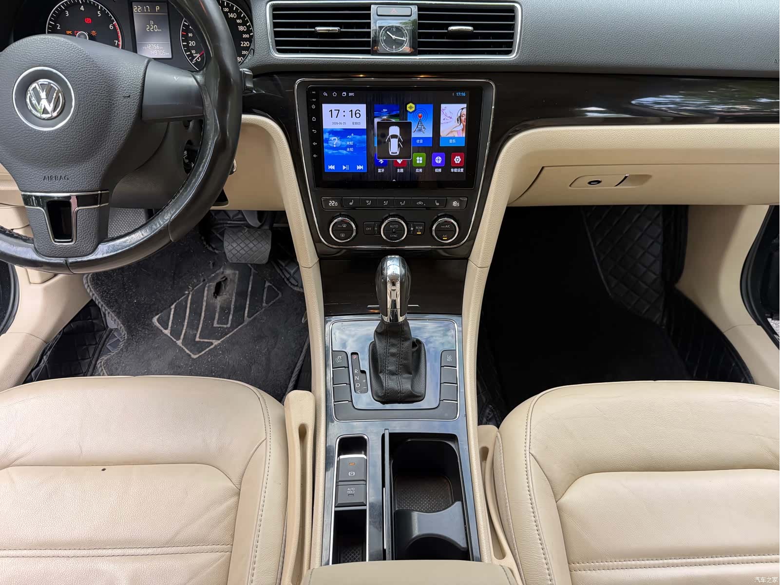 Volkswagen Passat, 2013 14