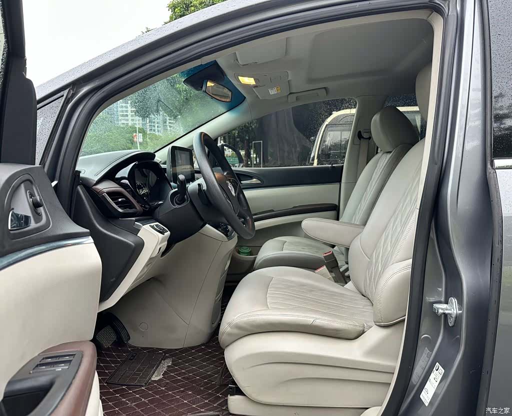 Buick GL8, 2020 4