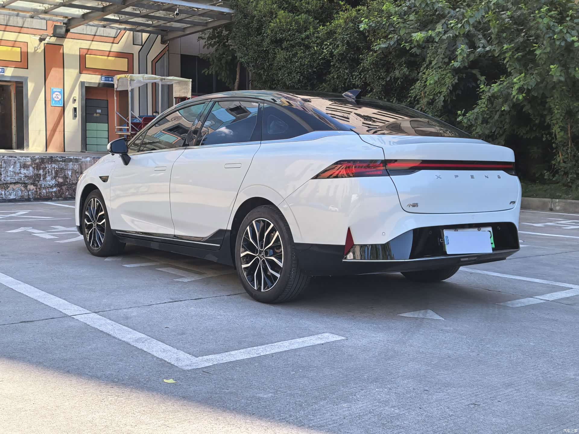 Xpeng P5, 2022 16