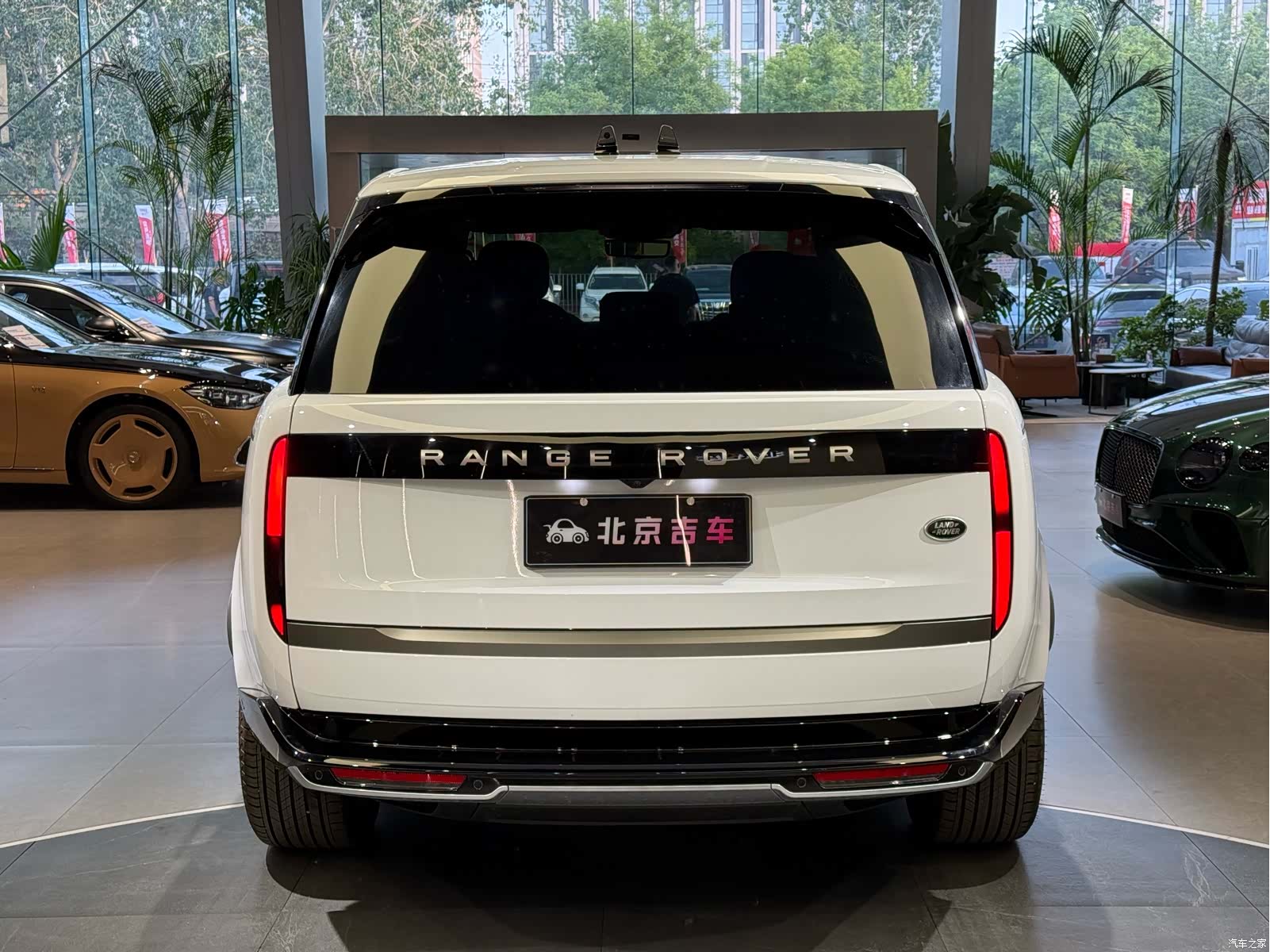 Land Rover Range Rover, 2026 6