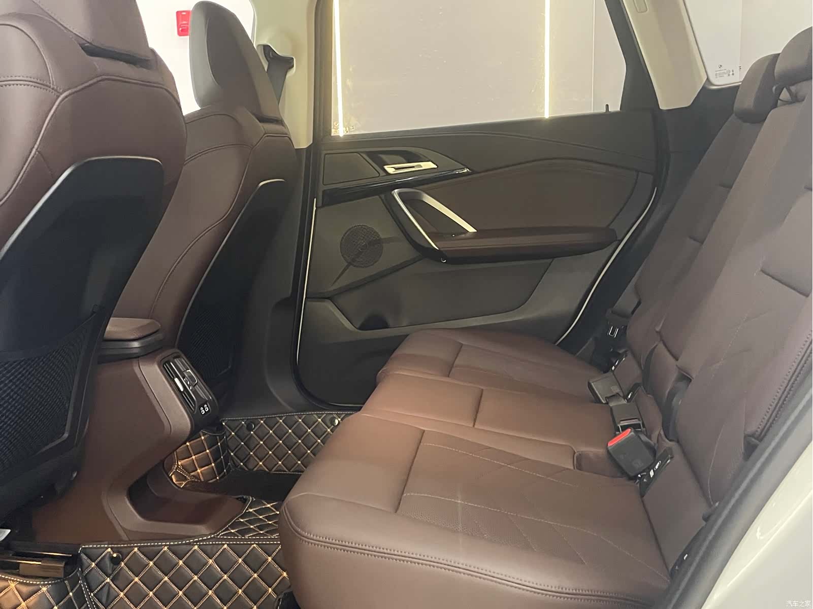 BMW X1, 2023 8