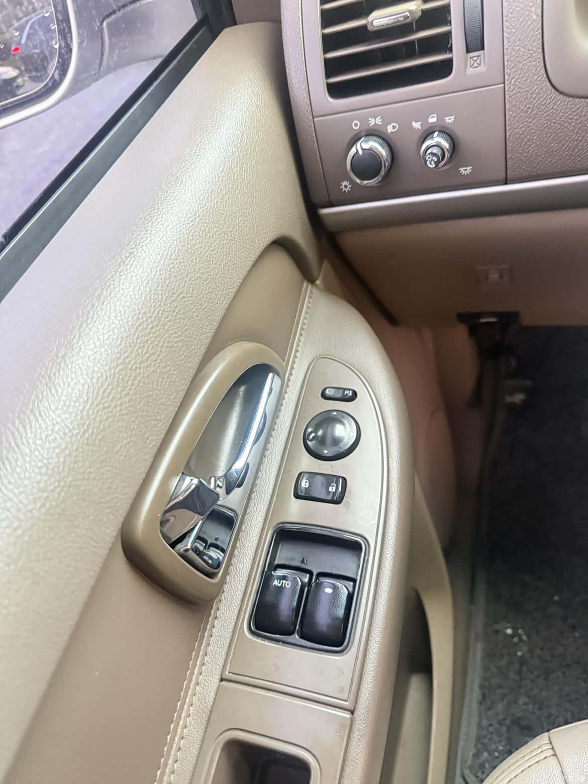 Buick GL8, 2016 14