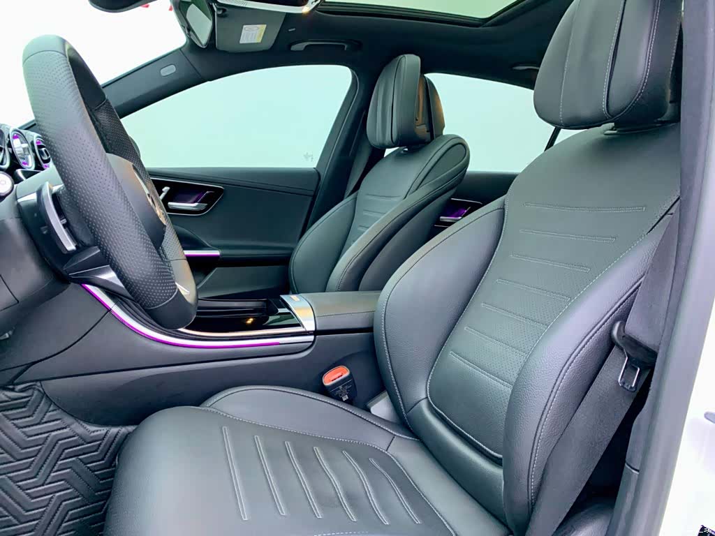 Mercedes-Benz C-Class, 2023 11