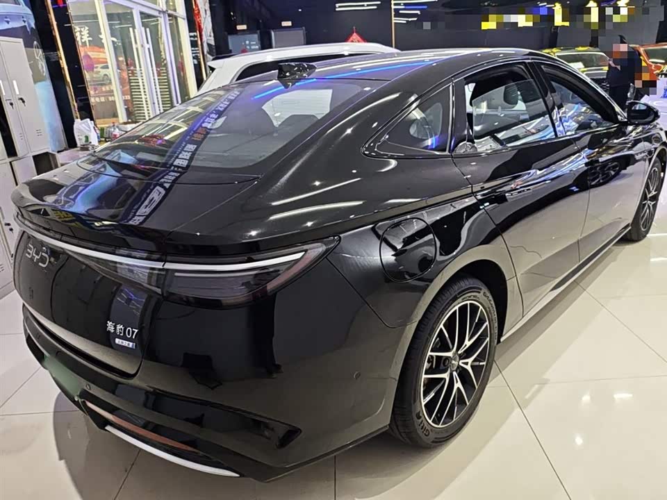 BYD Seal 07 DM-i