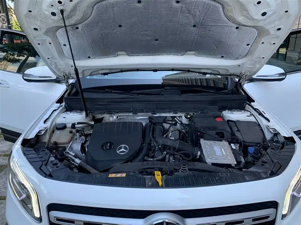 Mercedes-Benz GLB Mercedes-Benz GLB