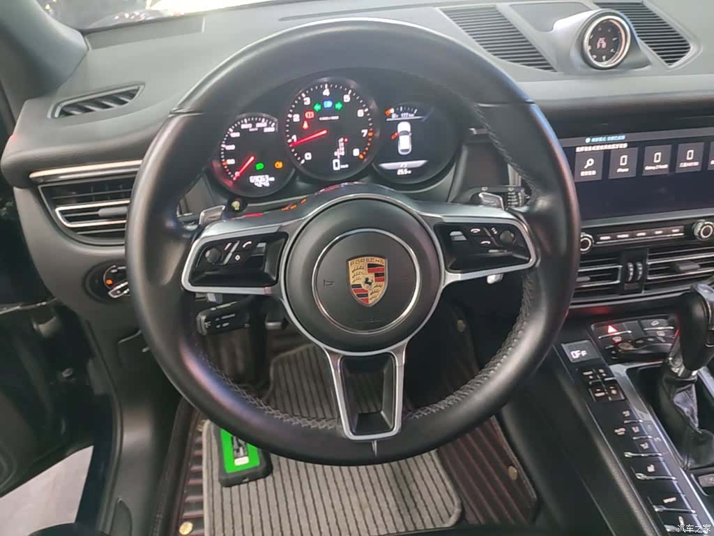 Porsche Macan, 2019 11
