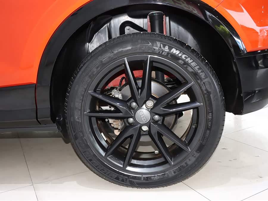 Audi Q2L 2020, фото 20