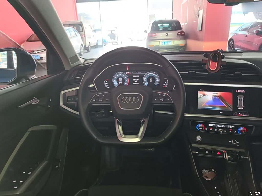 Audi Q3, 2020 11