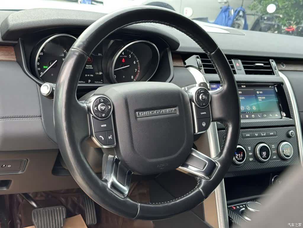 Land Rover Discovery, 2017 3