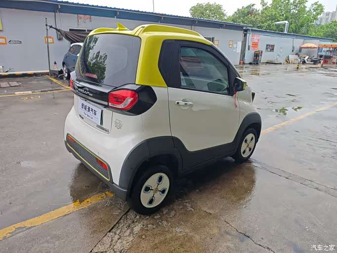 Wuling E100, 2018 все фото