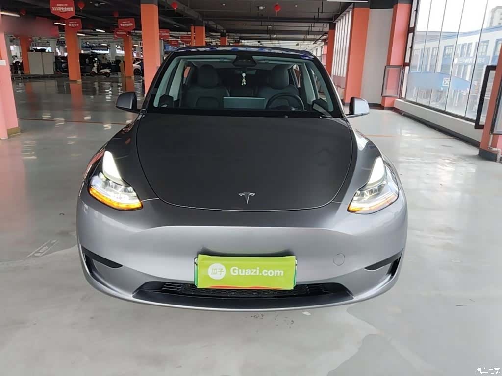 Tesla Model Y, 2024 3