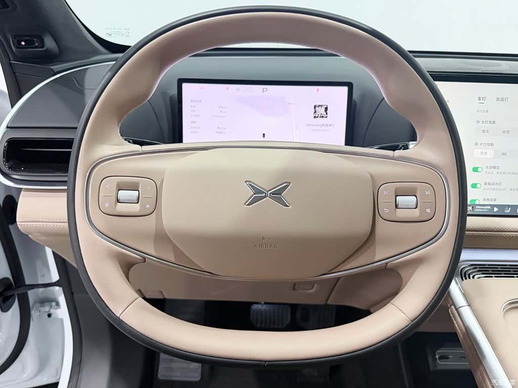 Xpeng G9, 2025 10