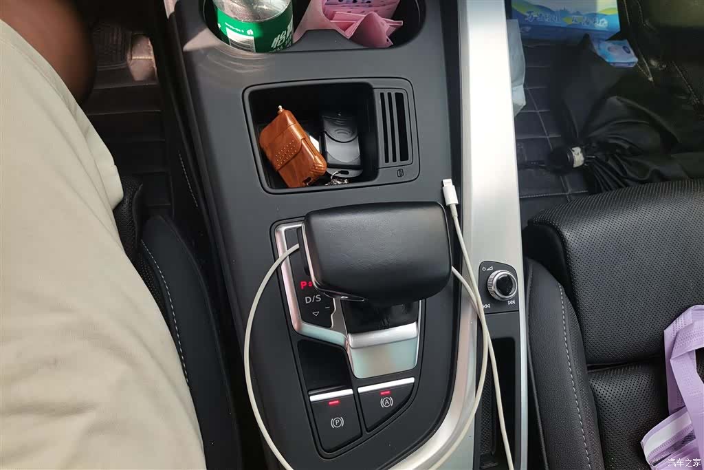 Audi A4L, 2021 15