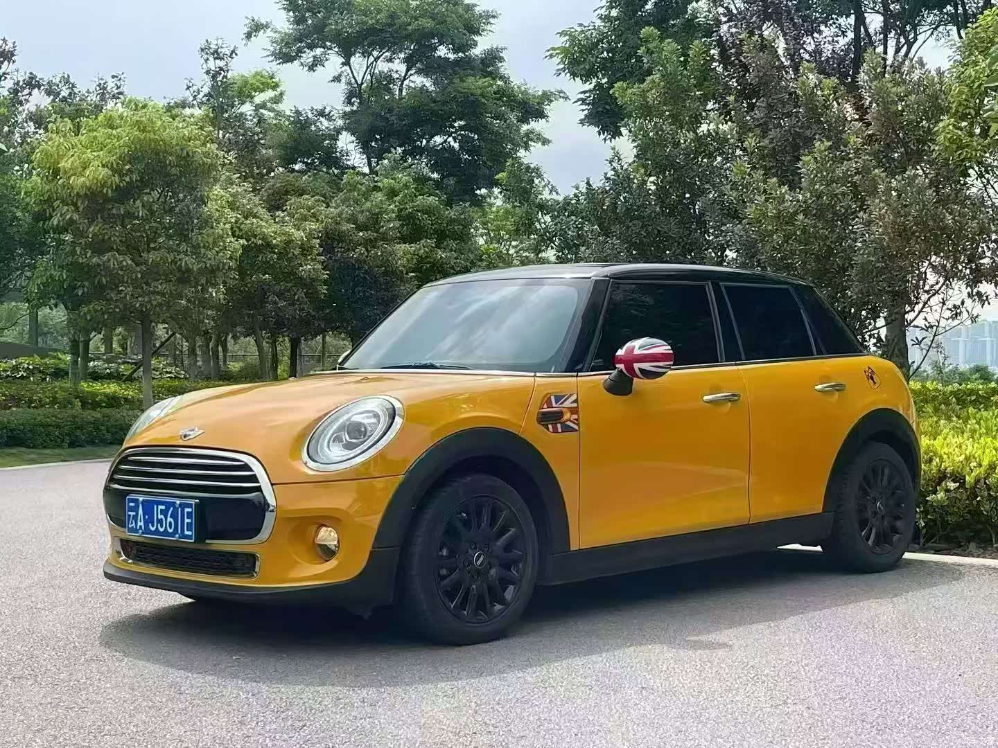 Mini Cooper, 2015 1