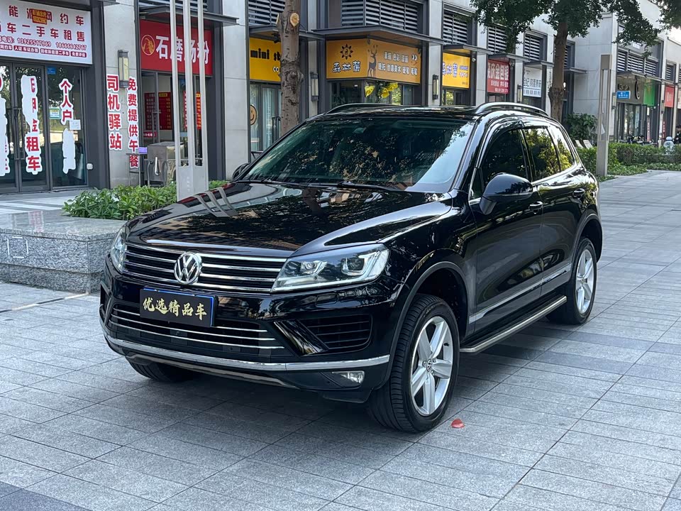 Volkswagen Touareg