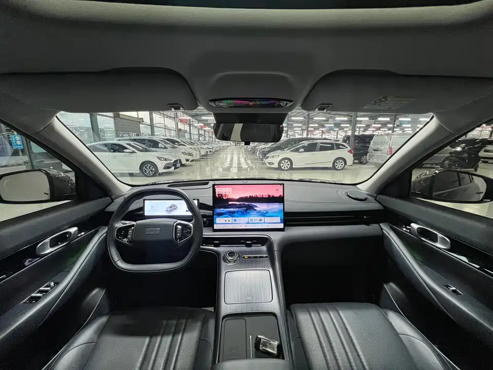 Geely Galaxy Galaxy E5