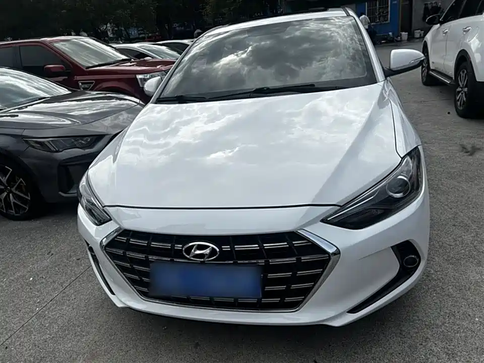 Hyundai Lead