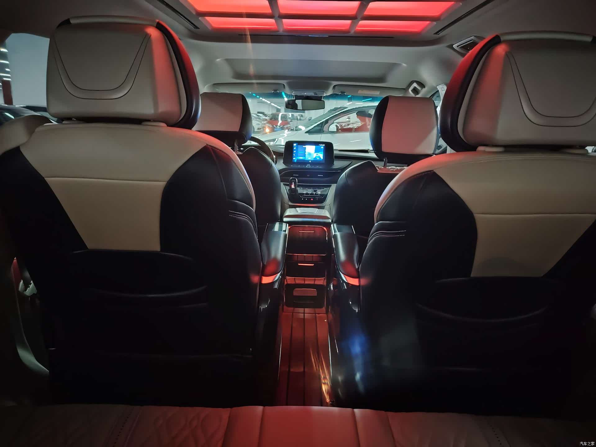 Buick GL8, 2022 11