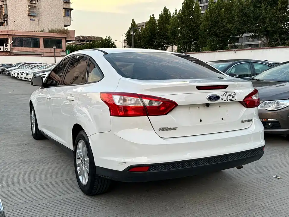 Ford Fox