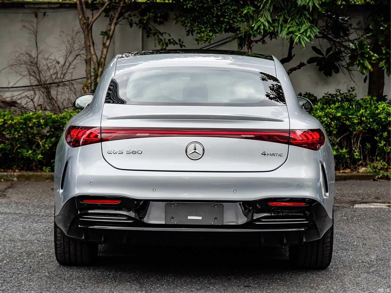 Mercedes-Benz EQS, 2024 все фото