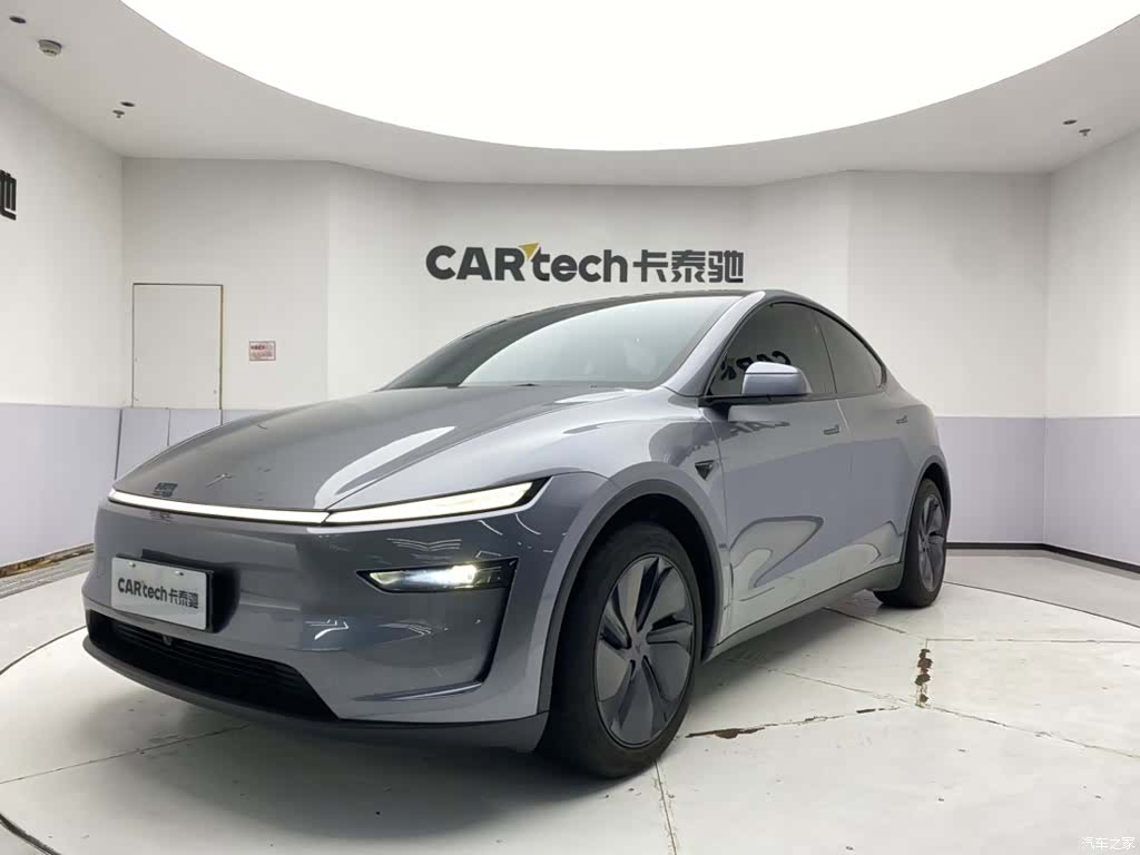 Tesla Model Y, 2025 1