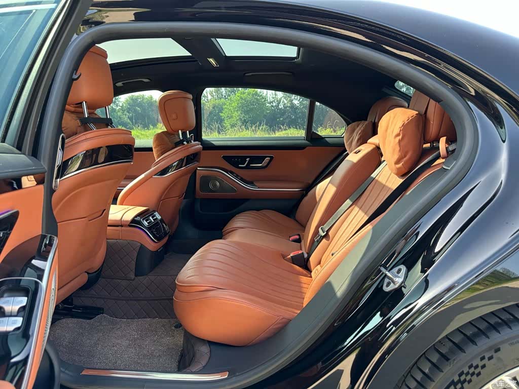 Mercedes-Benz S-Class, 2023 10