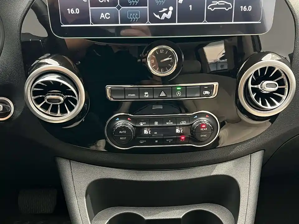 Mercedes-Benz Vito Mercedes-Benz Vito