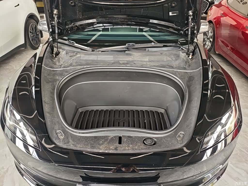 Tesla Model 3, 2024 20