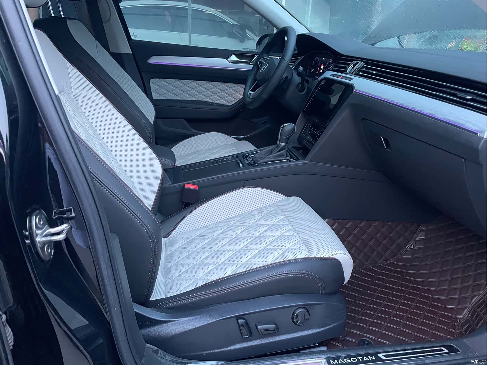 Volkswagen Magotan, 2023 13