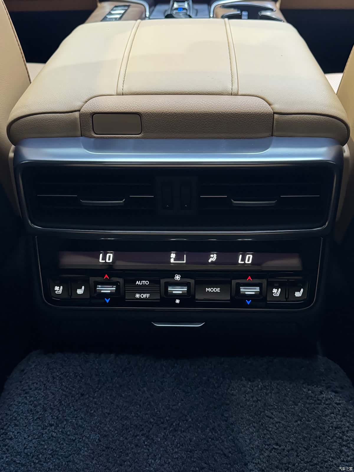 Lexus LX, 2025 16