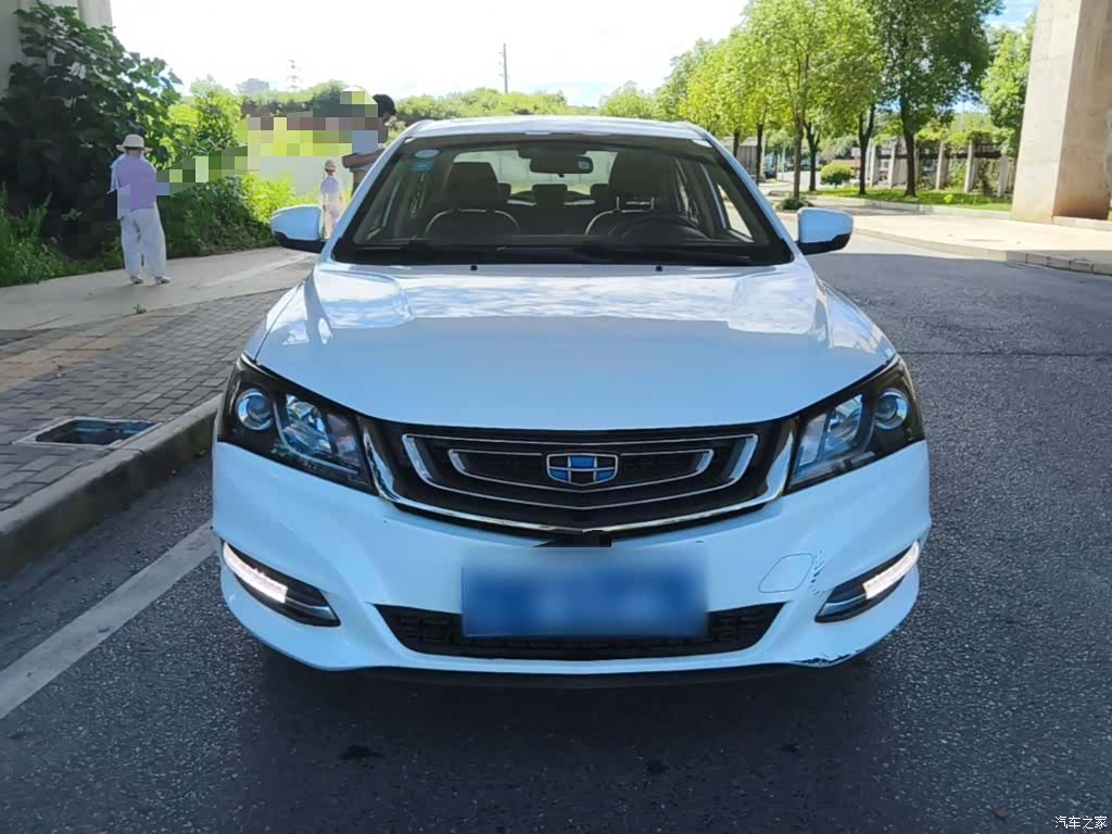 Geely Emgrand, 2017 3