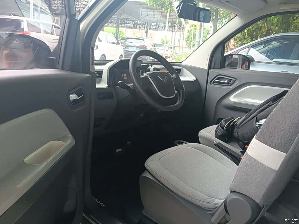 Wuling MINIEV, 2022 16