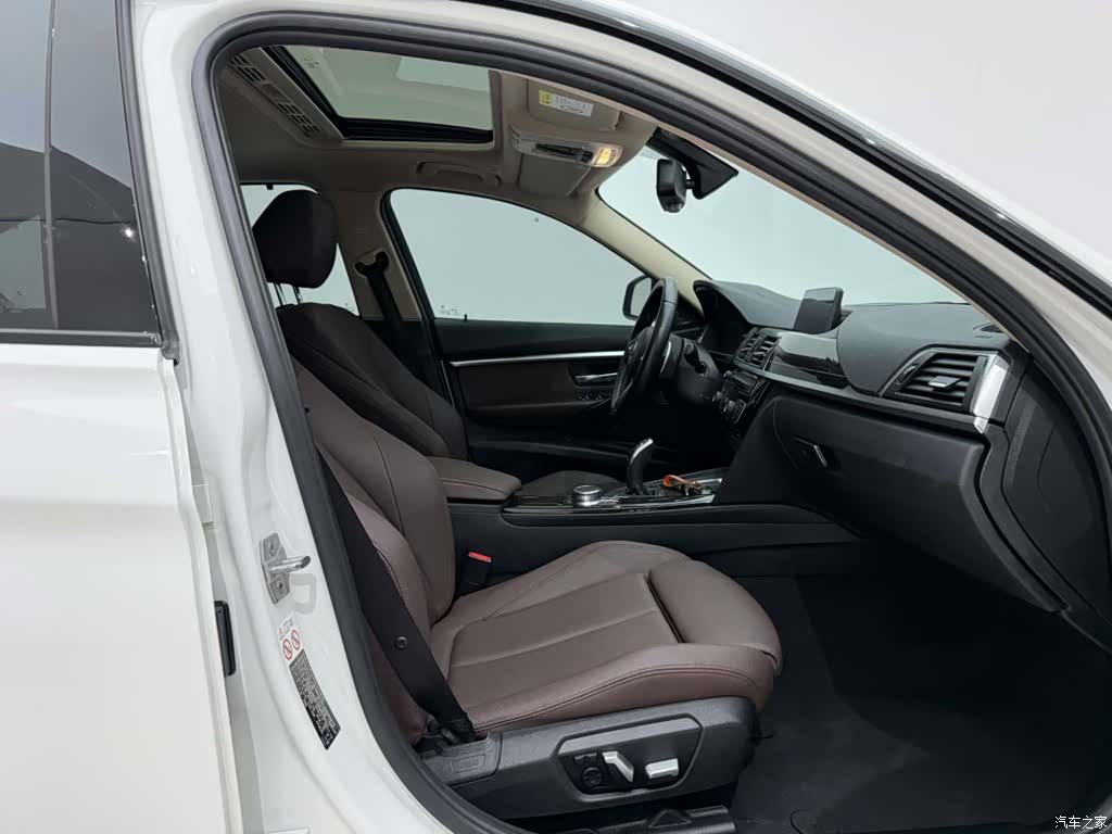 BMW 3 Series, 2018 19