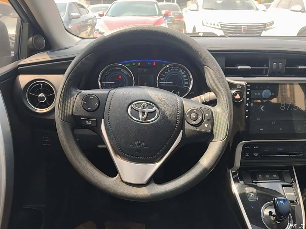 Toyota Corolla, 2018 11