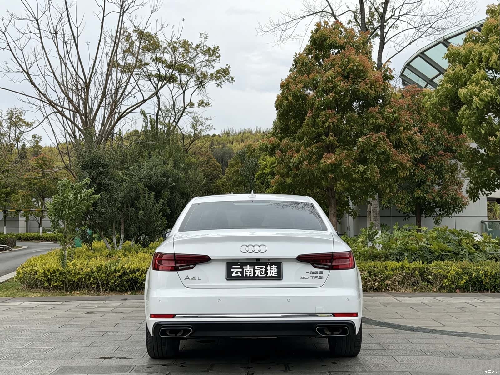 Audi A4L, 2019 6