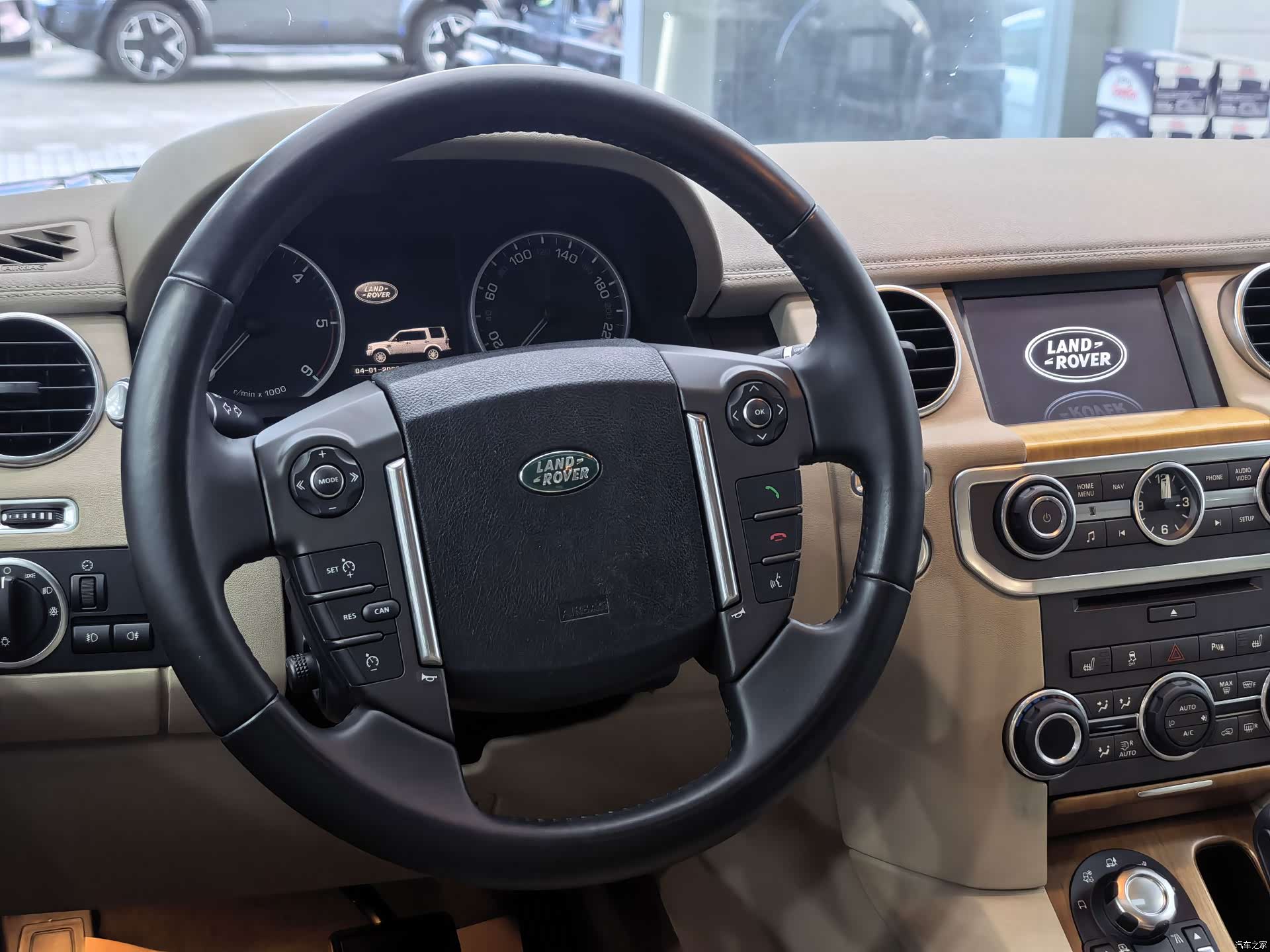 Land Rover Discovery, 2012 15