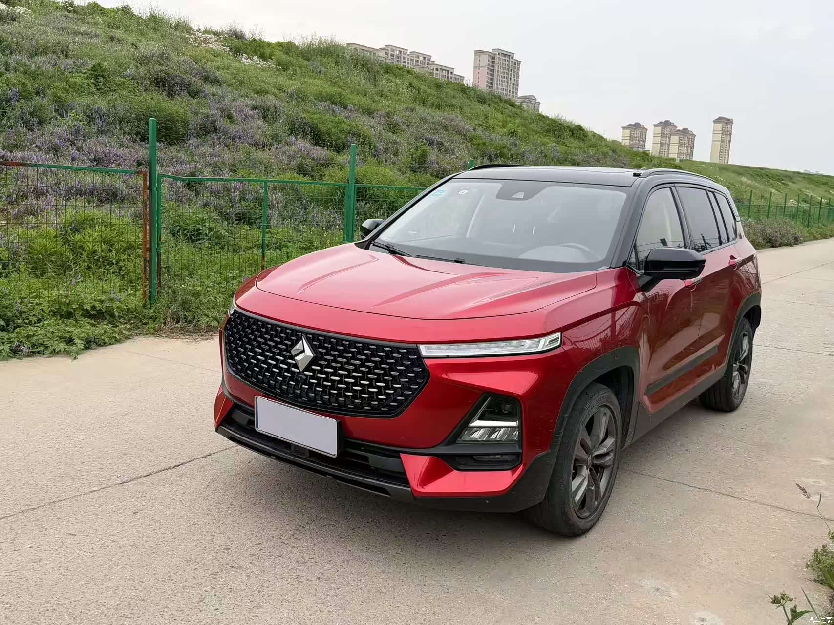 Wuling RS-5, 2020 1