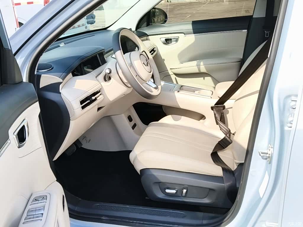Wuling S, 2025 15
