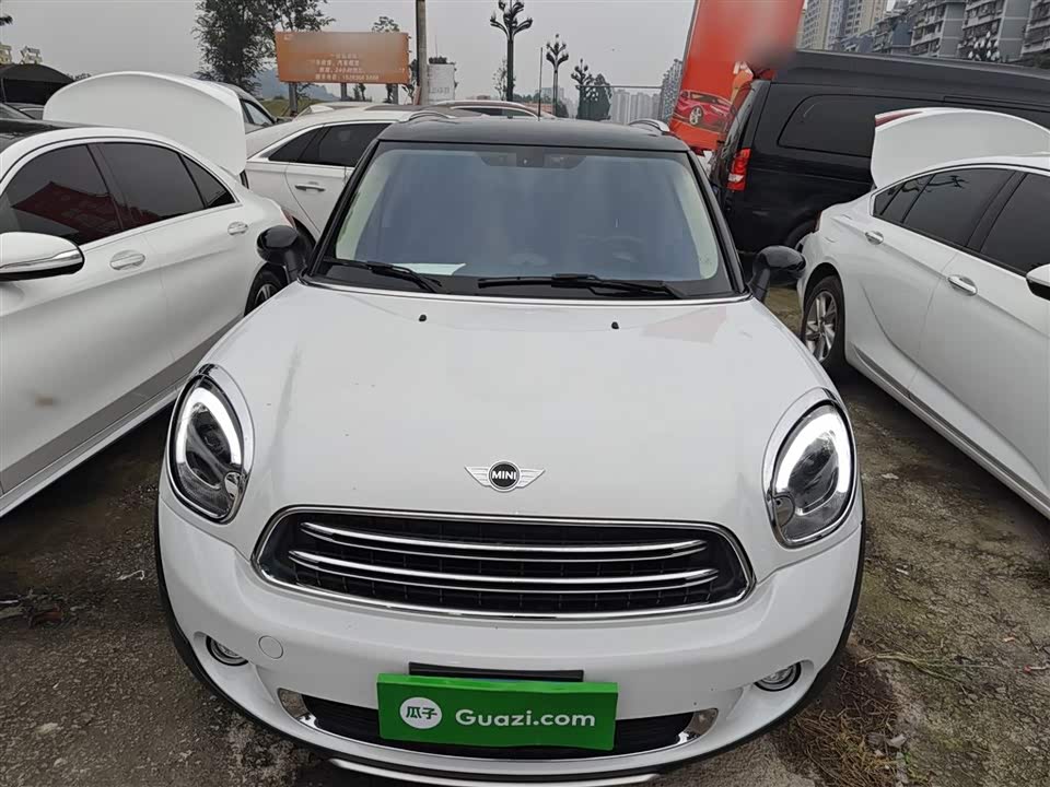 MINI COUNTRYMAN