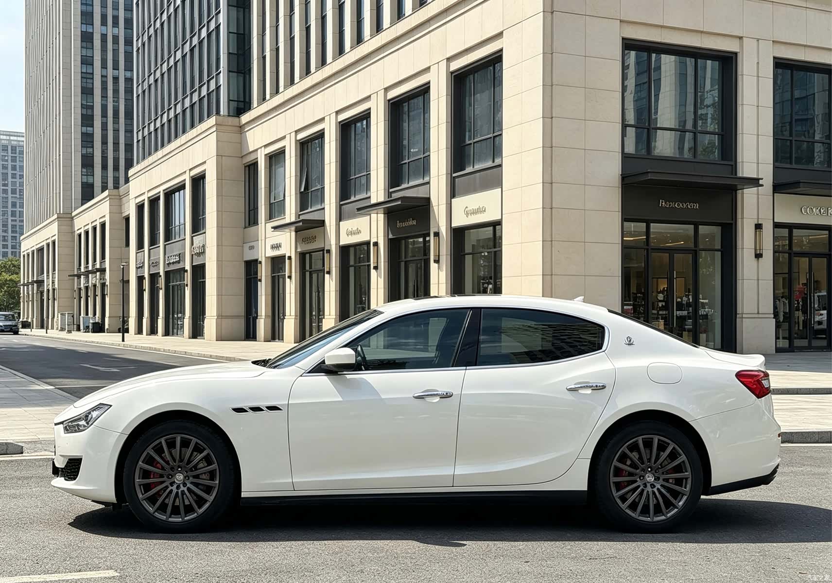 Maserati Ghibli, 2021 3