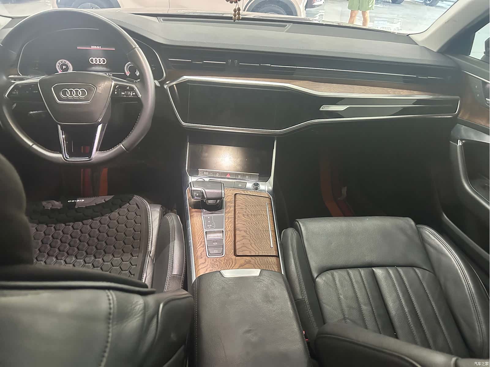 Audi A6L, 2019 9