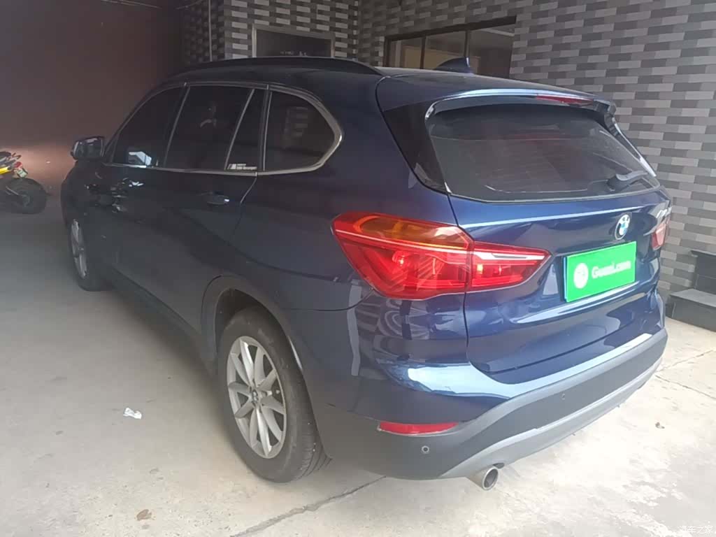BMW X1, 2018 все фото