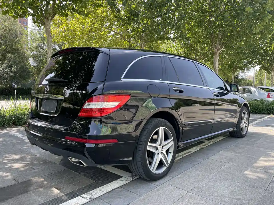 Mercedes-Benz R-class